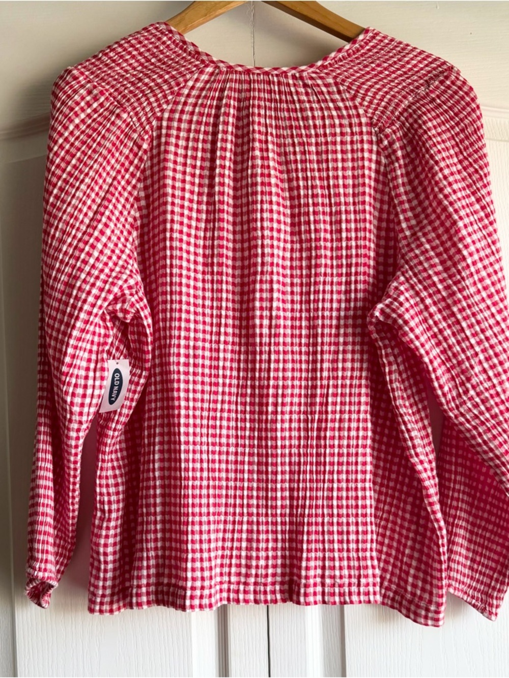 Old Navy Gingham Smocked Shoulder Poet Blouse - Picture 8 of 10